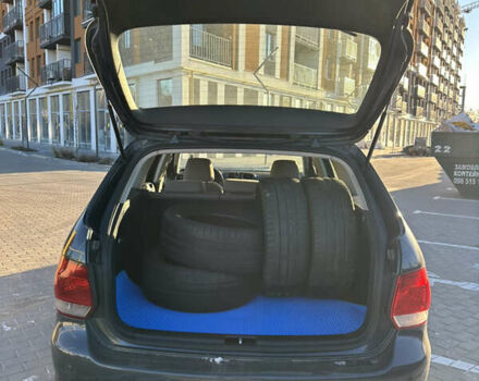 Синий Фольксваген Гольф, объемом двигателя 1.6 л и пробегом 290 тыс. км за 7400 $, фото 34 на Automoto.ua