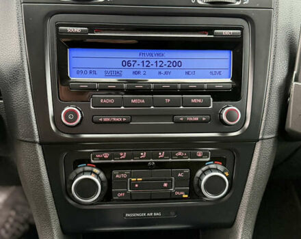 Синій Фольксваген Гольф, об'ємом двигуна 1.6 л та пробігом 258 тис. км за 8100 $, фото 50 на Automoto.ua