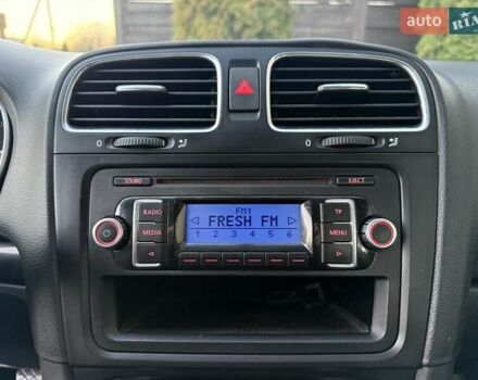 Синий Фольксваген Гольф, объемом двигателя 1.6 л и пробегом 289 тыс. км за 7400 $, фото 36 на Automoto.ua