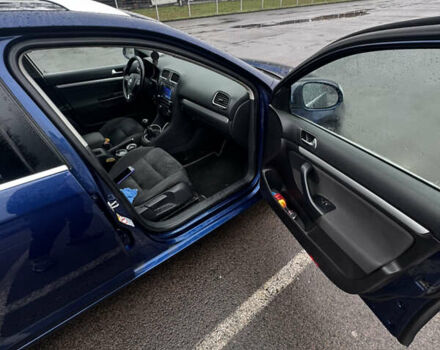 Синій Фольксваген Гольф, об'ємом двигуна 1.6 л та пробігом 260 тис. км за 8950 $, фото 9 на Automoto.ua