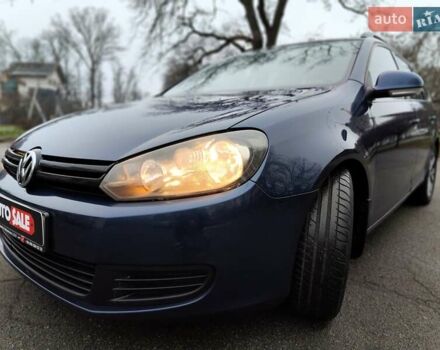 Синий Фольксваген Гольф, объемом двигателя 1.6 л и пробегом 292 тыс. км за 5990 $, фото 2 на Automoto.ua