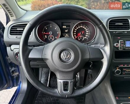 Синий Фольксваген Гольф, объемом двигателя 1.6 л и пробегом 289 тыс. км за 7400 $, фото 30 на Automoto.ua
