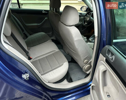 Синій Фольксваген Гольф, об'ємом двигуна 1.97 л та пробігом 256 тис. км за 8500 $, фото 30 на Automoto.ua