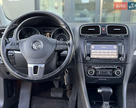 Синий Фольксваген Гольф, объемом двигателя 1.4 л и пробегом 245 тыс. км за 8200 $, фото 26 на Automoto.ua