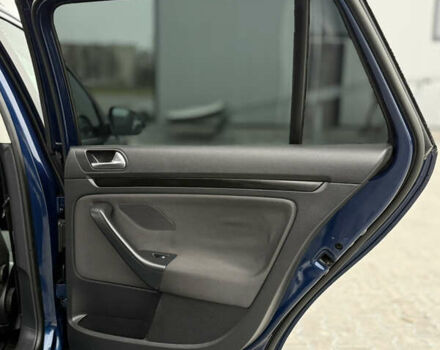 Синій Фольксваген Гольф, об'ємом двигуна 1.6 л та пробігом 258 тис. км за 8100 $, фото 64 на Automoto.ua