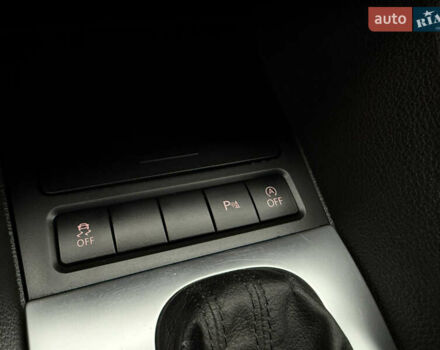 Синій Фольксваген Гольф, об'ємом двигуна 1.6 л та пробігом 258 тис. км за 8100 $, фото 52 на Automoto.ua