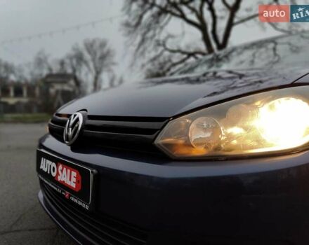 Синий Фольксваген Гольф, объемом двигателя 1.6 л и пробегом 292 тыс. км за 5990 $, фото 1 на Automoto.ua
