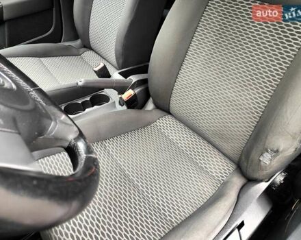 Синий Фольксваген Гольф, объемом двигателя 1.6 л и пробегом 292 тыс. км за 5990 $, фото 35 на Automoto.ua