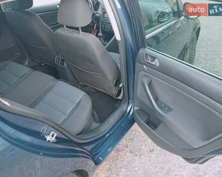 Синий Фольксваген Гольф, объемом двигателя 1.6 л и пробегом 296 тыс. км за 7550 $, фото 21 на Automoto.ua