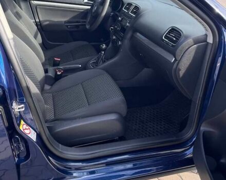 Синий Фольксваген Гольф, объемом двигателя 1.6 л и пробегом 296 тыс. км за 7400 $, фото 14 на Automoto.ua