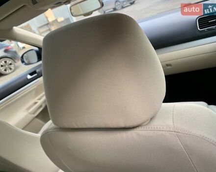 Синий Фольксваген Гольф, объемом двигателя 1.6 л и пробегом 123 тыс. км за 10999 $, фото 52 на Automoto.ua