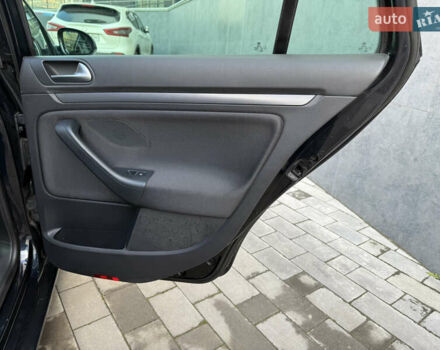 Синій Фольксваген Гольф, об'ємом двигуна 1.6 л та пробігом 266 тис. км за 7950 $, фото 13 на Automoto.ua