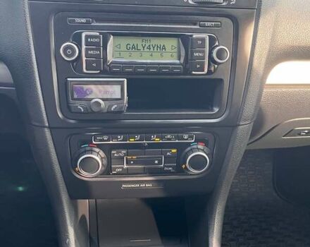 Синий Фольксваген Гольф, объемом двигателя 1.6 л и пробегом 296 тыс. км за 7400 $, фото 20 на Automoto.ua