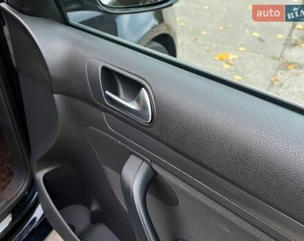 Синий Фольксваген Гольф, объемом двигателя 1.39 л и пробегом 211 тыс. км за 7500 $, фото 40 на Automoto.ua