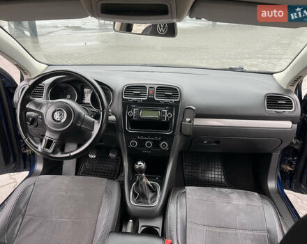 Синій Фольксваген Гольф, об'ємом двигуна 1.6 л та пробігом 321 тис. км за 5999 $, фото 21 на Automoto.ua
