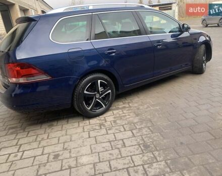 Синий Фольксваген Гольф, объемом двигателя 1.6 л и пробегом 123 тыс. км за 10999 $, фото 5 на Automoto.ua