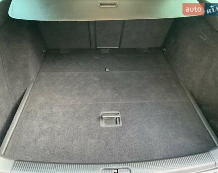 Синий Фольксваген Гольф, объемом двигателя 1.6 л и пробегом 123 тыс. км за 10999 $, фото 49 на Automoto.ua