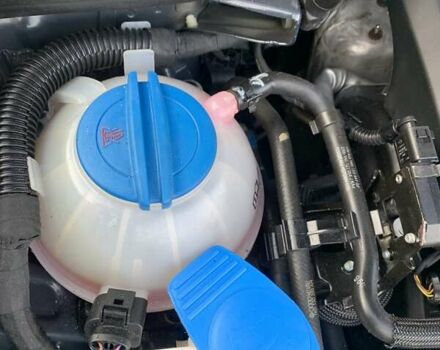 Синий Фольксваген Гольф, объемом двигателя 1.6 л и пробегом 123 тыс. км за 10999 $, фото 80 на Automoto.ua