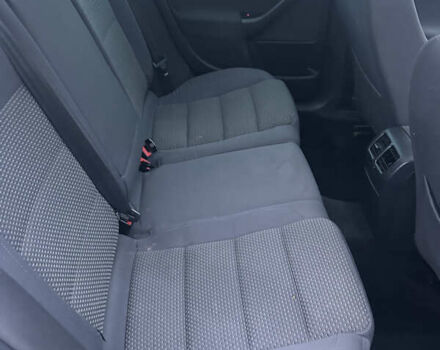 Синий Фольксваген Гольф, объемом двигателя 1.6 л и пробегом 243 тыс. км за 7850 $, фото 15 на Automoto.ua