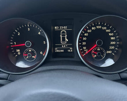 Синий Фольксваген Гольф, объемом двигателя 1.6 л и пробегом 243 тыс. км за 7850 $, фото 23 на Automoto.ua