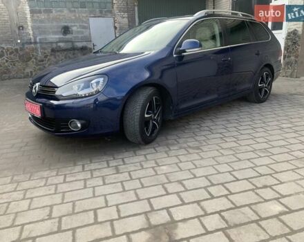 Синий Фольксваген Гольф, объемом двигателя 1.6 л и пробегом 123 тыс. км за 10999 $, фото 1 на Automoto.ua