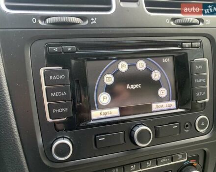 Синий Фольксваген Гольф, объемом двигателя 1.6 л и пробегом 123 тыс. км за 10999 $, фото 91 на Automoto.ua