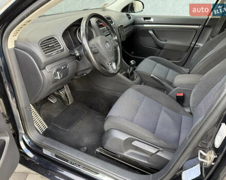 Синій Фольксваген Гольф, об'ємом двигуна 1.6 л та пробігом 266 тис. км за 7950 $, фото 6 на Automoto.ua