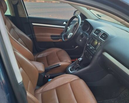 Синий Фольксваген Гольф, объемом двигателя 1.6 л и пробегом 239 тыс. км за 9100 $, фото 3 на Automoto.ua