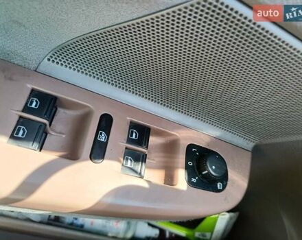 Синій Фольксваген Гольф, об'ємом двигуна 1.97 л та пробігом 307 тис. км за 8700 $, фото 17 на Automoto.ua