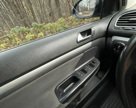 Синій Фольксваген Гольф, об'ємом двигуна 1.56 л та пробігом 320 тис. км за 6000 $, фото 13 на Automoto.ua