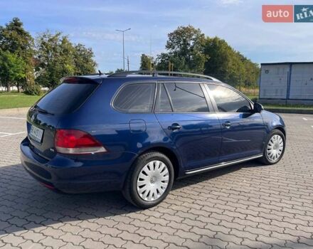 Синий Фольксваген Гольф, объемом двигателя 1.6 л и пробегом 296 тыс. км за 7400 $, фото 5 на Automoto.ua