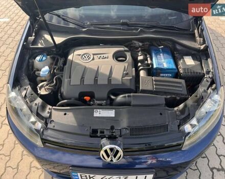 Синий Фольксваген Гольф, объемом двигателя 1.6 л и пробегом 296 тыс. км за 7400 $, фото 12 на Automoto.ua