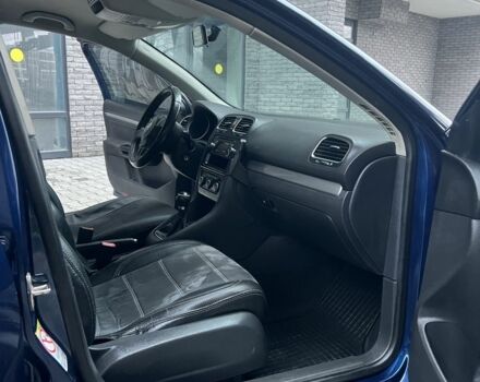 Синий Фольксваген Гольф, объемом двигателя 1.6 л и пробегом 214 тыс. км за 5999 $, фото 6 на Automoto.ua