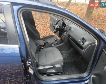 Синій Фольксваген Гольф, об'ємом двигуна 1.6 л та пробігом 340 тис. км за 7300 $, фото 4 на Automoto.ua