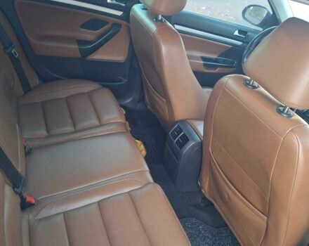 Синий Фольксваген Гольф, объемом двигателя 1.6 л и пробегом 239 тыс. км за 9100 $, фото 5 на Automoto.ua