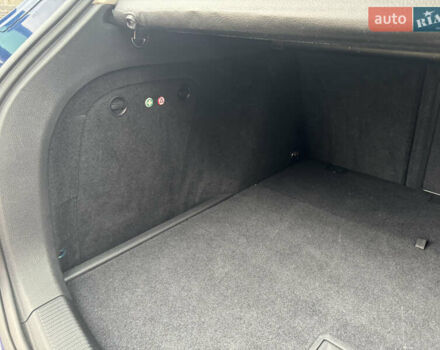 Синий Фольксваген Гольф, объемом двигателя 1.6 л и пробегом 188 тыс. км за 8499 $, фото 36 на Automoto.ua