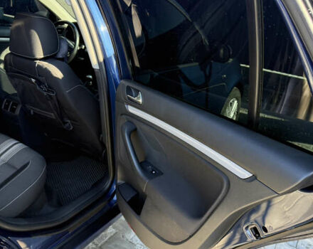 Синий Фольксваген Гольф, объемом двигателя 2 л и пробегом 340 тыс. км за 12000 $, фото 36 на Automoto.ua