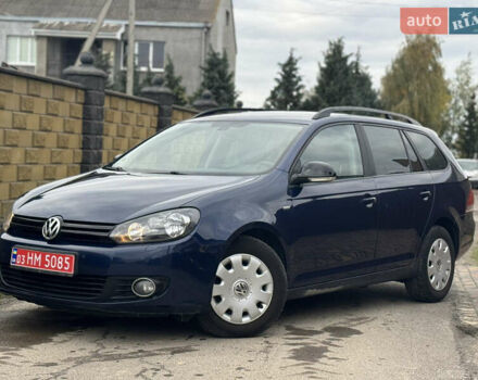 Синий Фольксваген Гольф, объемом двигателя 1.6 л и пробегом 235 тыс. км за 7950 $, фото 11 на Automoto.ua