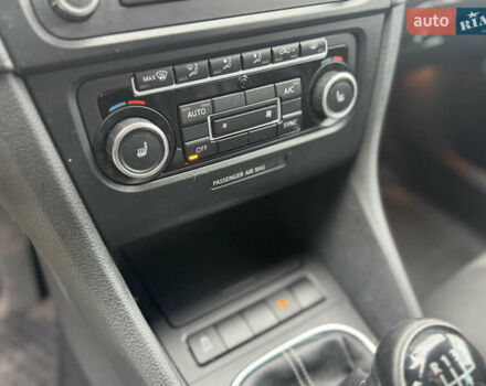 Синий Фольксваген Гольф, объемом двигателя 1.6 л и пробегом 235 тыс. км за 7950 $, фото 35 на Automoto.ua