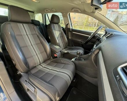 Синій Фольксваген Гольф, об'ємом двигуна 1.6 л та пробігом 255 тис. км за 8150 $, фото 10 на Automoto.ua