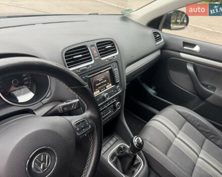 Синий Фольксваген Гольф, объемом двигателя 1.6 л и пробегом 188 тыс. км за 8499 $, фото 20 на Automoto.ua