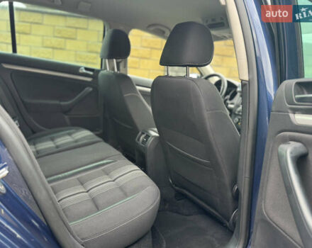 Синий Фольксваген Гольф, объемом двигателя 1.6 л и пробегом 235 тыс. км за 7950 $, фото 31 на Automoto.ua