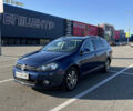Синий Фольксваген Гольф, объемом двигателя 1.6 л и пробегом 225 тыс. км за 8800 $, фото 1 на Automoto.ua