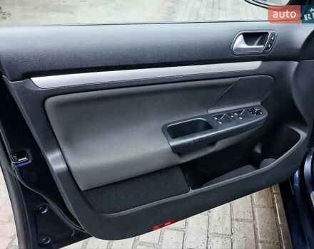 Синий Фольксваген Гольф, объемом двигателя 1.4 л и пробегом 168 тыс. км за 7600 $, фото 12 на Automoto.ua