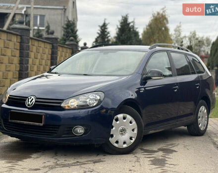 Синий Фольксваген Гольф, объемом двигателя 1.6 л и пробегом 235 тыс. км за 7950 $, фото 1 на Automoto.ua