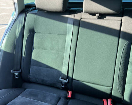 Синий Фольксваген Гольф, объемом двигателя 1.6 л и пробегом 225 тыс. км за 8800 $, фото 24 на Automoto.ua