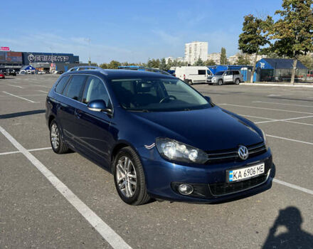 Синий Фольксваген Гольф, объемом двигателя 1.6 л и пробегом 225 тыс. км за 8800 $, фото 1 на Automoto.ua