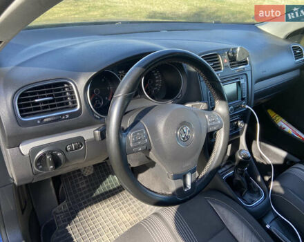 Синий Фольксваген Гольф, объемом двигателя 1.6 л и пробегом 214 тыс. км за 8950 $, фото 9 на Automoto.ua
