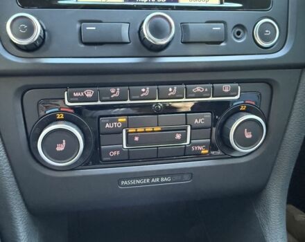 Синий Фольксваген Гольф, объемом двигателя 2 л и пробегом 340 тыс. км за 11400 $, фото 5 на Automoto.ua