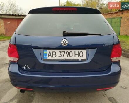 Фольксваген Гольф 2012 в Казатине на Automoto.ua Синий Фольксваген Гольф, объемом двигателя 1.6 л и пробегом 280 тыс. км за 8500 $, фото 2 на Automoto.ua